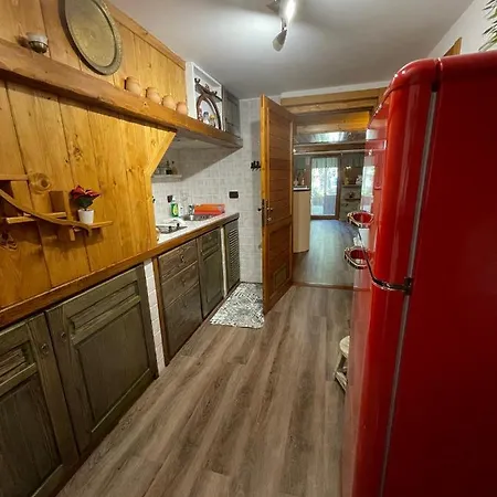 Chalet I Folletti * Abbadia San Salvator