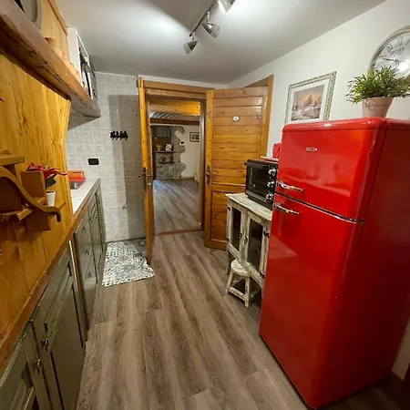 Chalet I Folletti * Abbadia San Salvator